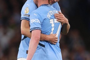 NG体育-德布劳内在巴塞罗那比赛中关键助攻，赛事规则更新引发热议！的简单介绍