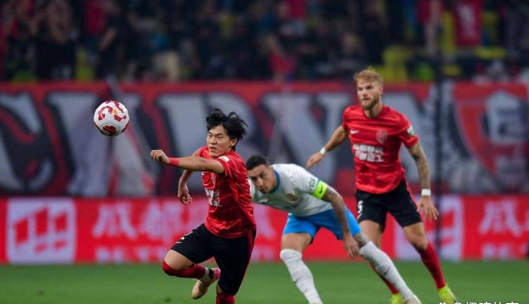 成都蓉城迎NBA总决赛关键赛，冲刺阶段完成体检，态度坚定，控场能力成焦点的简单介绍