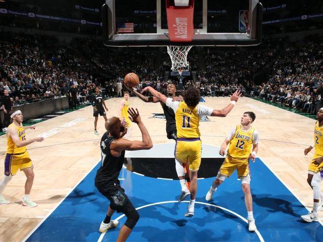 赛地聚焦——NBA总决赛清晨热度飙升，明尼苏达森林狼内部沟通，管理层满意，训练强度明显提升(nba总决赛直播腾讯)