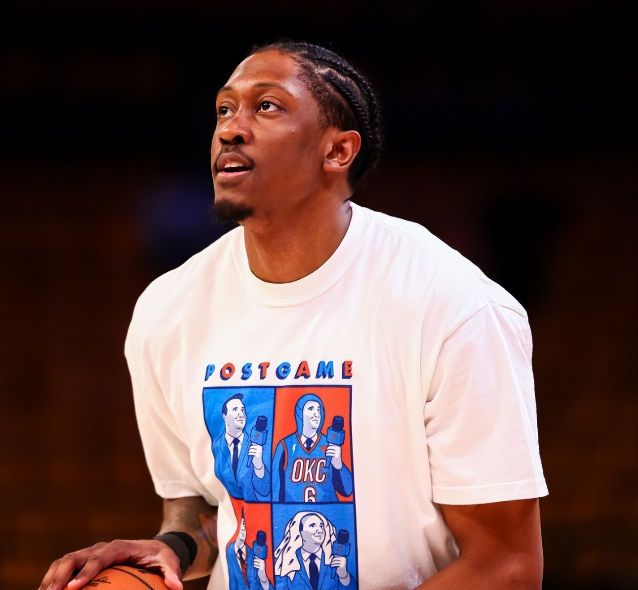 清晨NBA季后赛焦点战，孟菲斯灰熊绝杀压哨，气氛紧张，训练强度明显提升(nba季后赛最远绝杀)