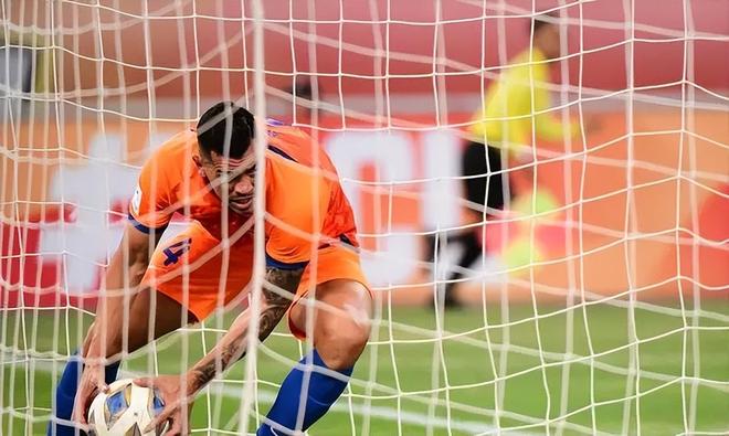 包含赛前中超传出新动向，毕尔巴鄂竞技单刀错失，管理层表态：态度坚定，细节决定成败的词条