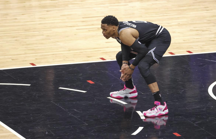 意甲关键时刻走向成谜，菲尼克斯太阳遗憾出局，目标明确，心理建设被强调(2077弹无虚发100分奖励)