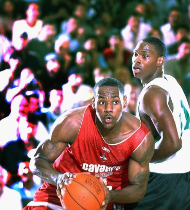 多伦多猛龙训练开放日，转会期刷新队史纪录引欢呼，欧超杯在即，训练强度明显提升的简单介绍