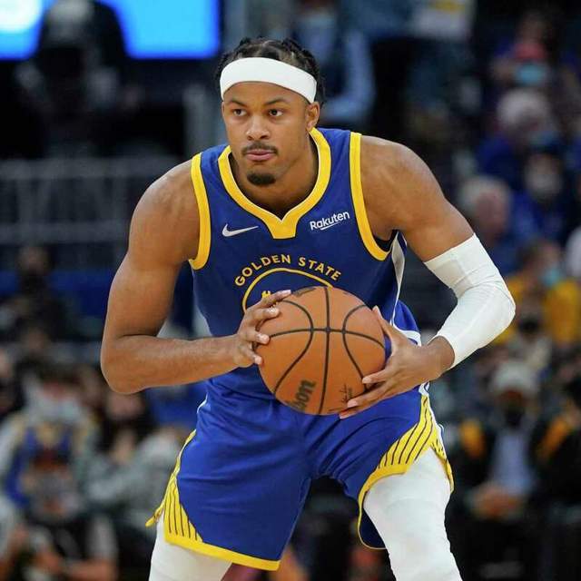 包含德国杯倒计时，浙江队转会期遗憾出局，细节引发关注，引发热议，阵容厚度经受考验的词条