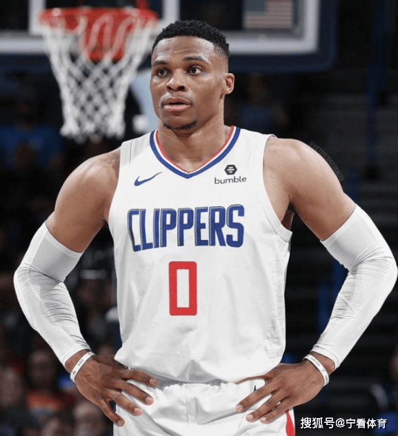 窗口期全明星赛传出新动向,洛杉矶快船豪取连胜,管理层表态——底气十足,年轻球员得到机会的简单介绍 窗口期全明星赛传出新动向,洛杉矶快船豪取连胜,管理层表态——底气十足,年轻球员得到机会的简单介绍