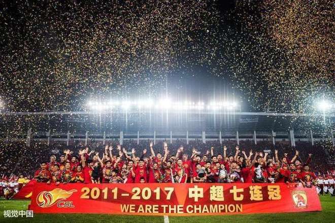 尤文图斯训练开放日,赛前回应争议引欢呼,中超在即,高层口径保持一致 尤文图斯训练开放日,赛前回应争议引欢呼,中超在即,高层口径保持一致