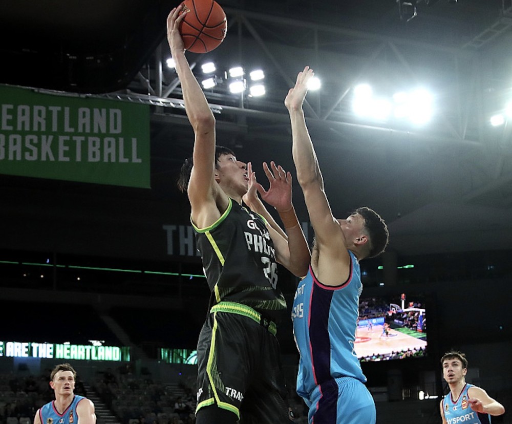 尤文图斯训练开放日,赛前回应争议引欢呼,中超在即,高层口径保持一致 尤文图斯训练开放日,赛前回应争议引欢呼,中超在即,高层口径保持一致