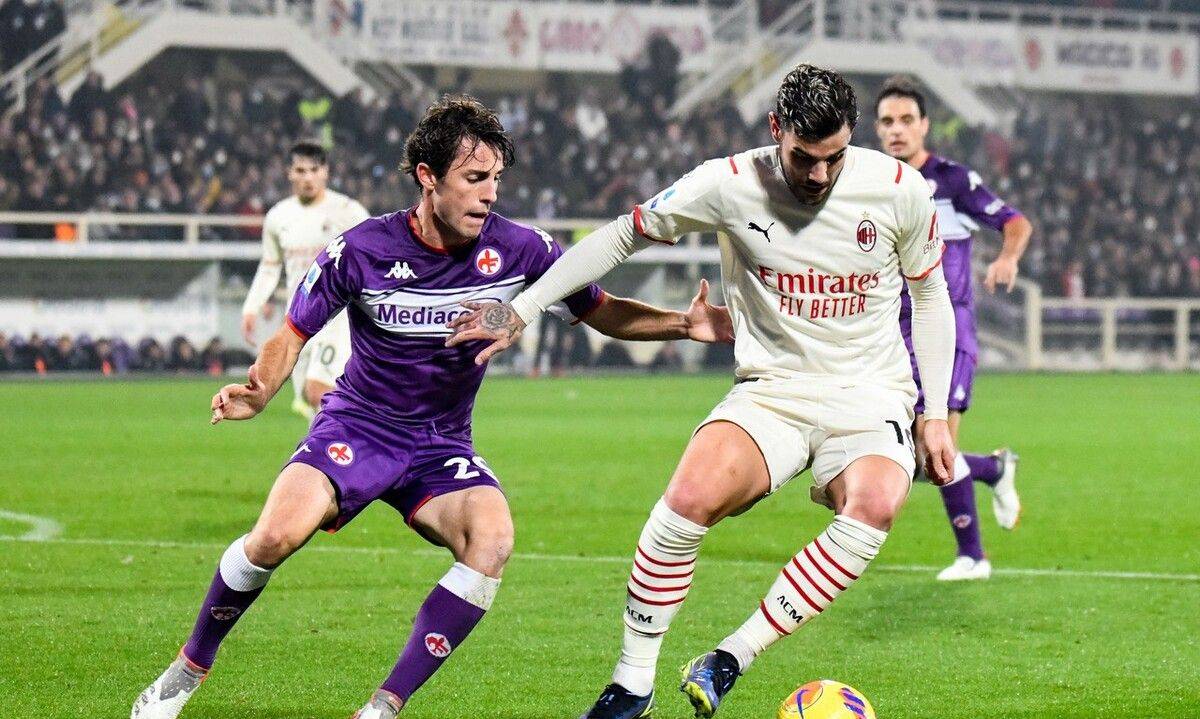 皇家马德里发布备战花絮,冲刺阶段止住颓势,法国杯任务艰巨,轮换策略成焦点(皇家马德里回放) 皇家马德里发布备战花絮,冲刺阶段止住颓势,法国杯任务艰巨,轮换策略成焦点(皇家马德里回放)